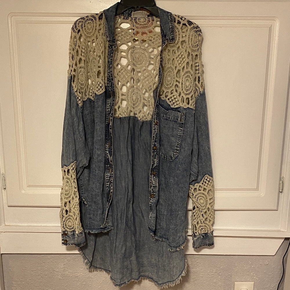 Oli & Hali Denim and Lace Top - Blue and Cream